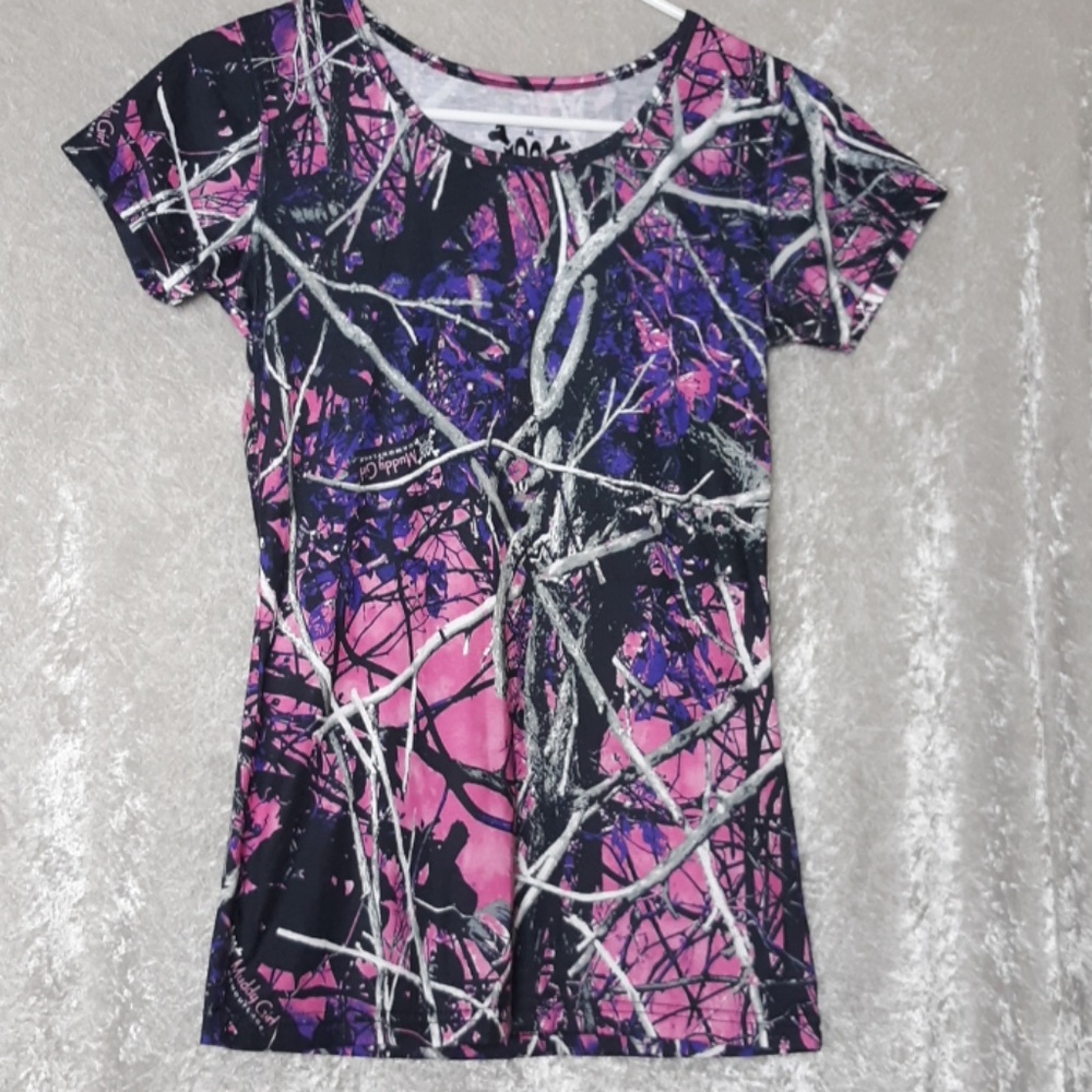 Muddy Girl Moon Shine Shirt Size M THB2
